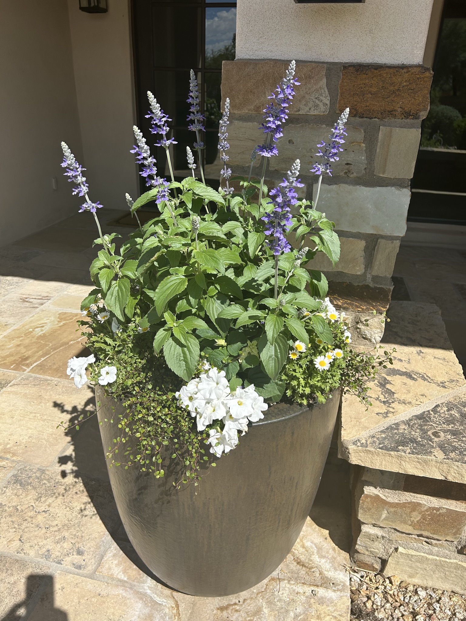 floral-arrangement